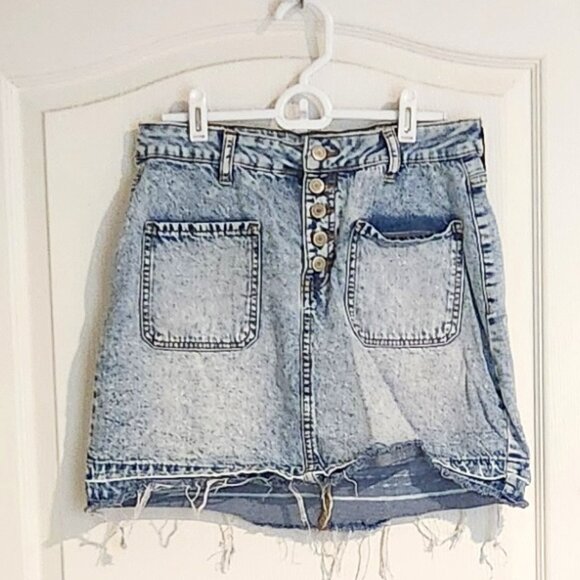 Acid washed skirt - Picture 1 of 2
